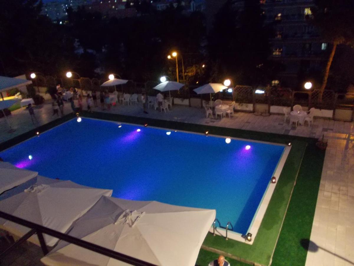Hotel Du Parc Atri Buitenkant foto
