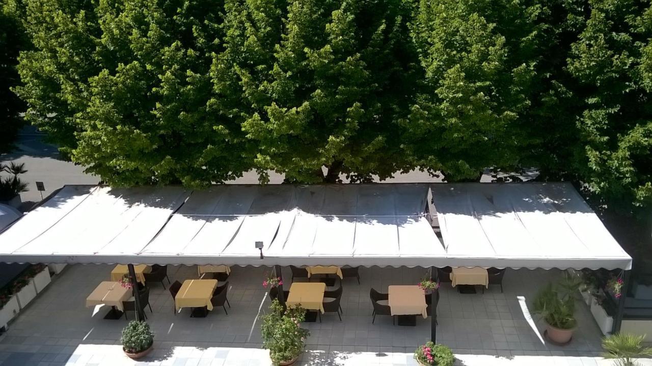 Hotel Du Parc Atri Buitenkant foto