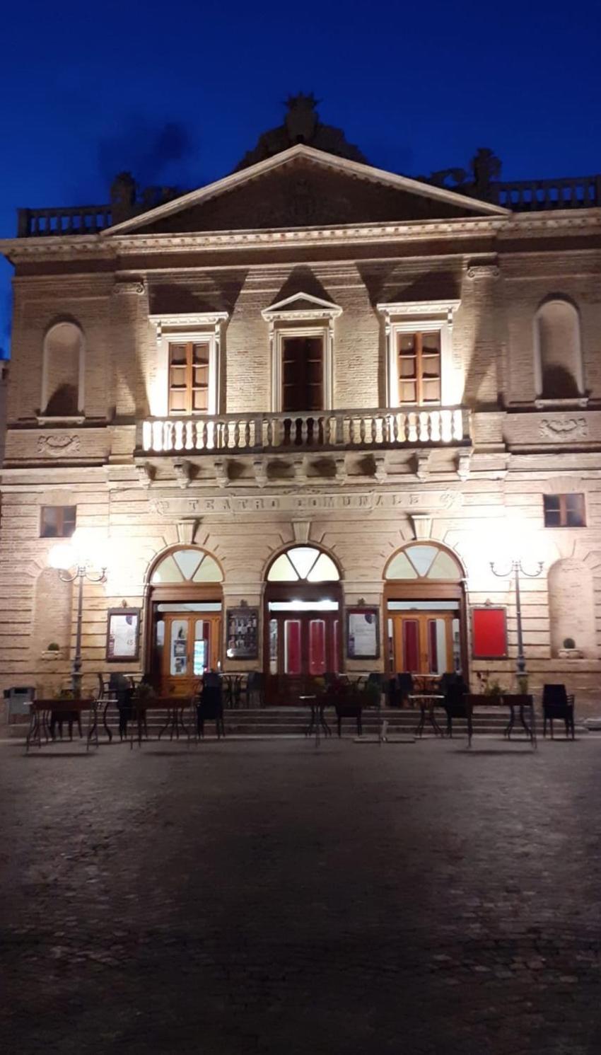 Hotel Du Parc Atri Buitenkant foto