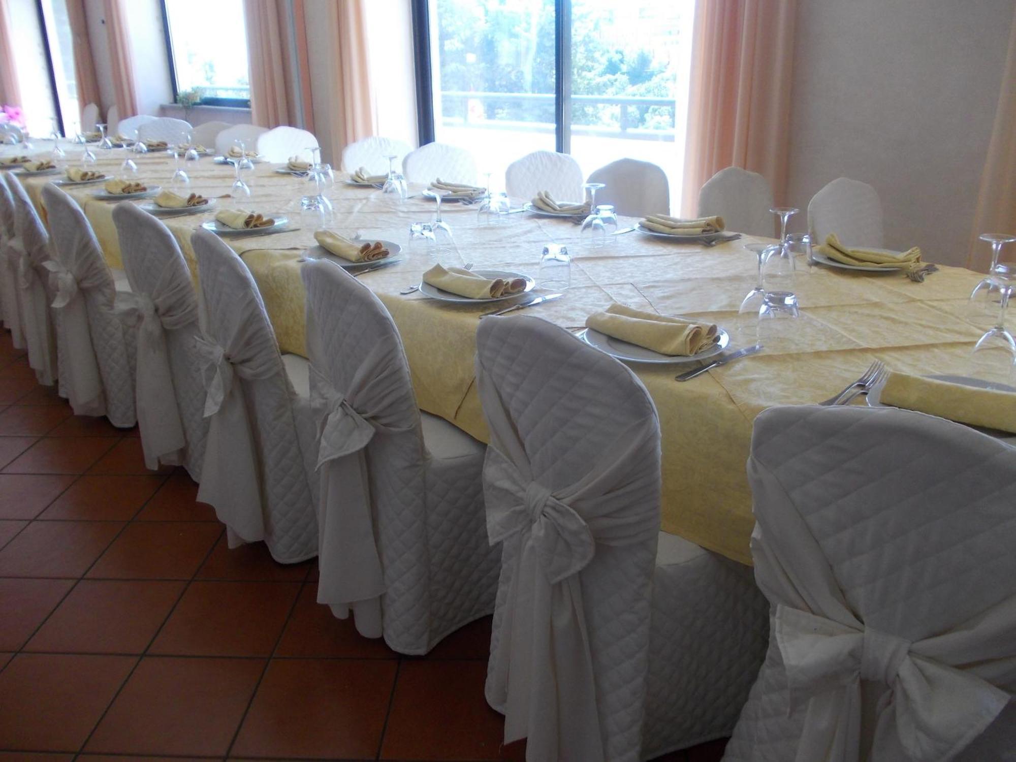 Hotel Du Parc Atri Buitenkant foto